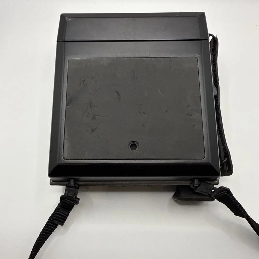 PREOWNED VINTAGE POLAROID‎ SPECTRA SYSTEM POLAROID CAMERA